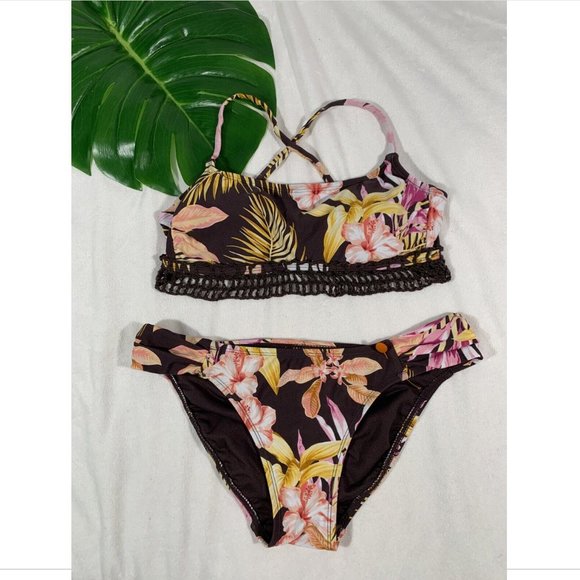 NEW Xhilaration Floral Crochet Trim Bikini Top + Hipster Bottom [‎ Small ] - Picture 1 of 13